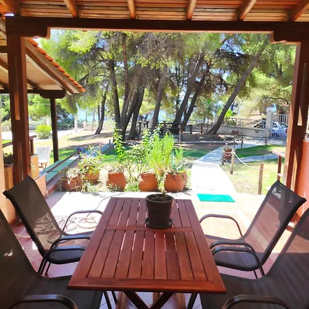 Korina - Beachfront Maisonette Between & Metamorphosis Nikiti (Sithonia)